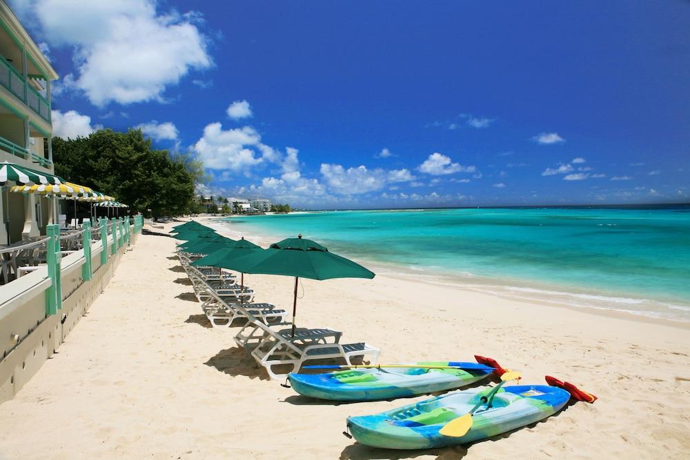 Blue Orchids Hotel 3*